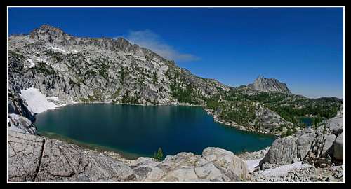 The upper Enchantment Lakes