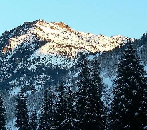 Snoqualmie Mountain in the Morning