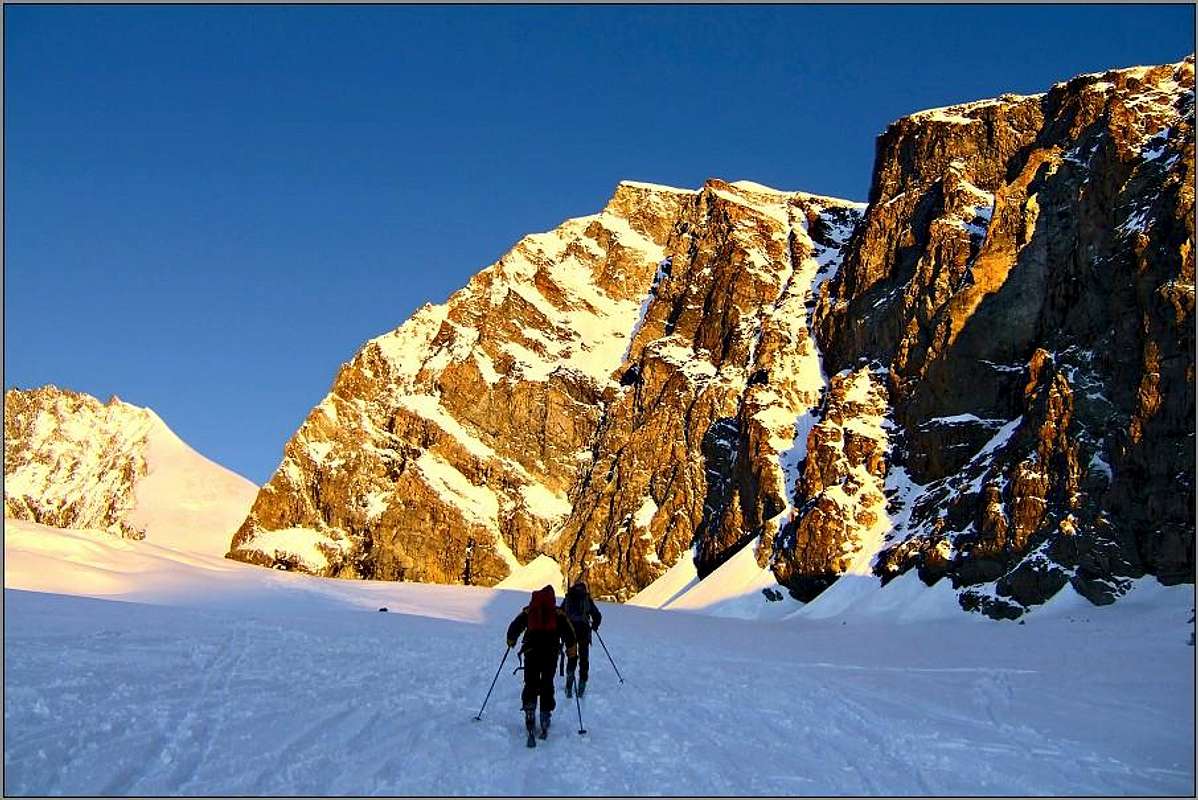 Allalinhorn : Climbing, Hiking & Mountaineering : SummitPost